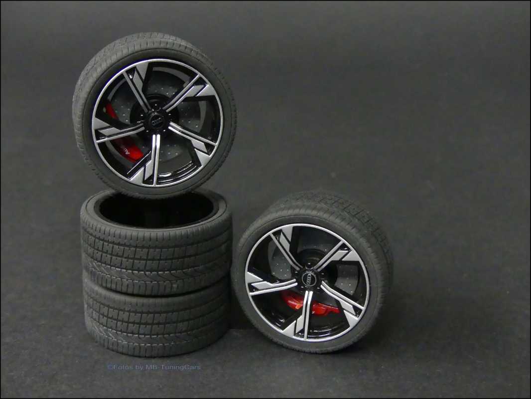1:18 Audi RS4 Avant (B9) Alufelgen